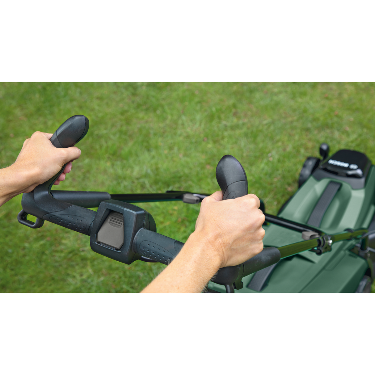 Bosch Cordless Lawn Mower CityMower 18-300 (18V 4.0Ah battery, 34cm cutting width, For urban lawns)
