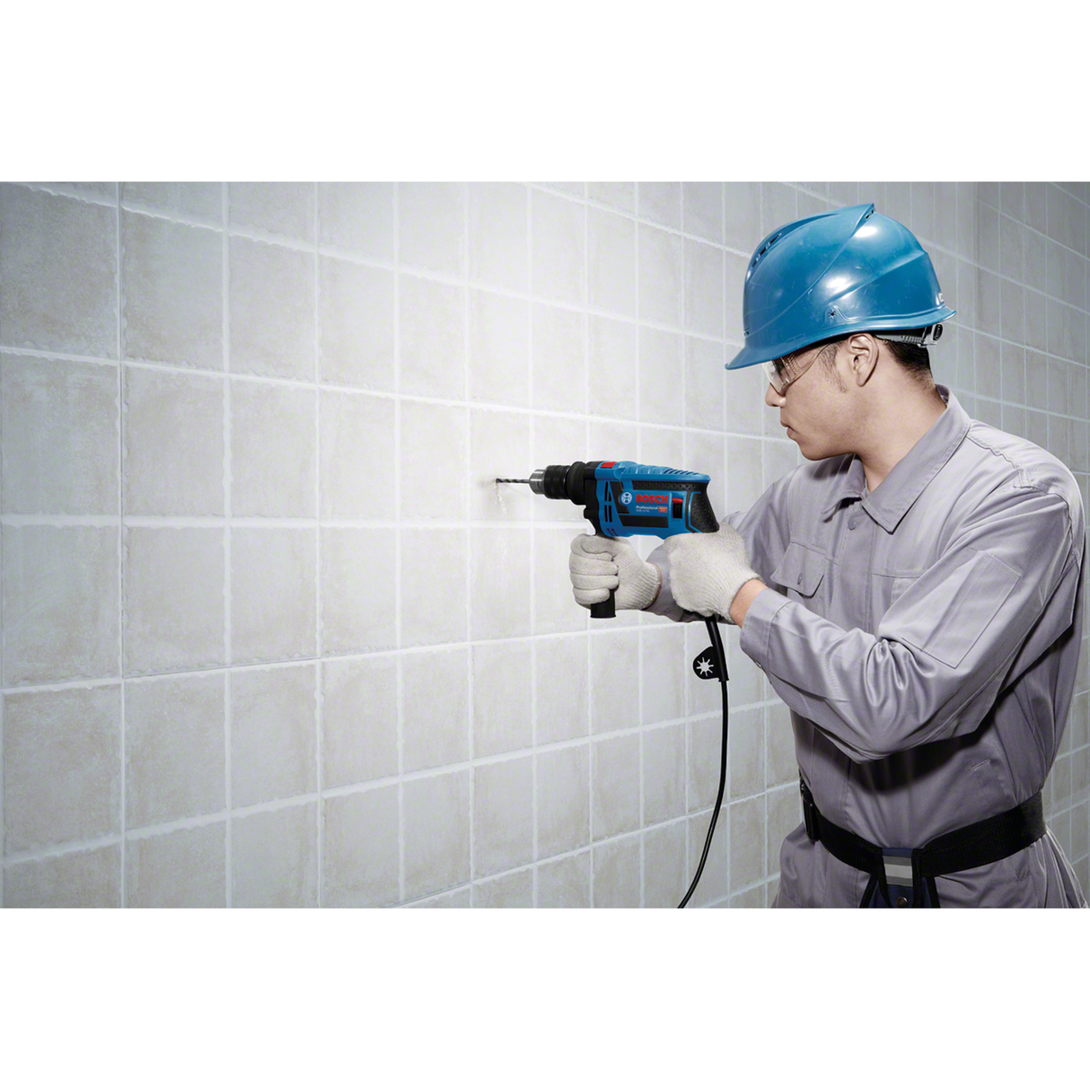 Bosch Professional Impact Drill GSB 13 RE (600W motor, With auxiliary handle, For versatile drilling and impact drilling)