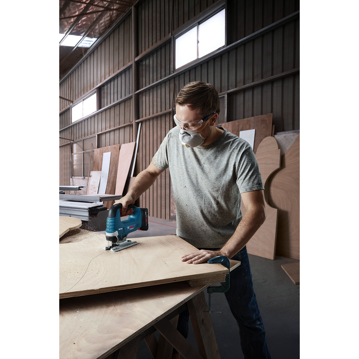 Bosch Professional Cordless Jigsaw GST 185-LI (18V System, Powerful motor, without battery/ charger, Carton)
