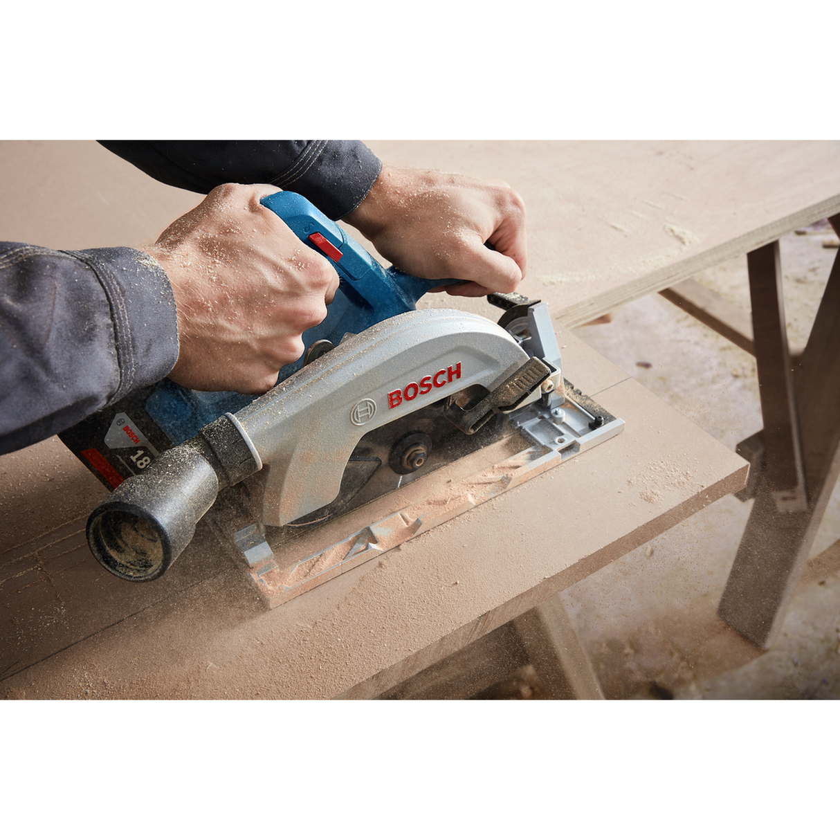 Bosch Professional Cordless Circular Saw GKS 185-LI (18V System, Powerful motor, without battery/ charger, Carton)