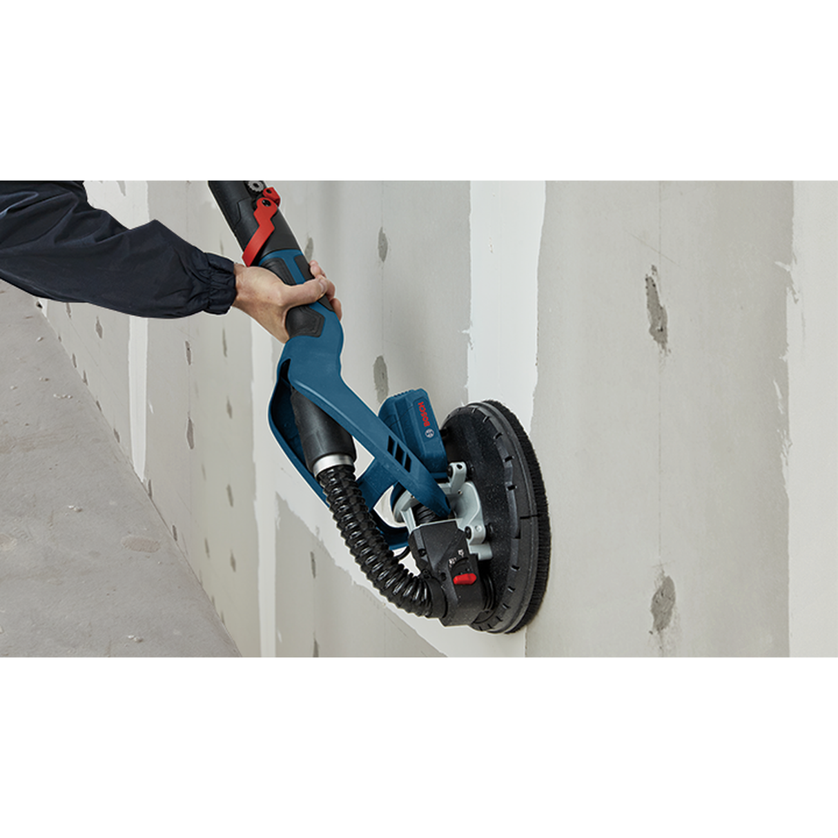 Bosch Professional Drywall Sander GTR 550 (550W motor, For efficient sanding of plasterboard and drywall)