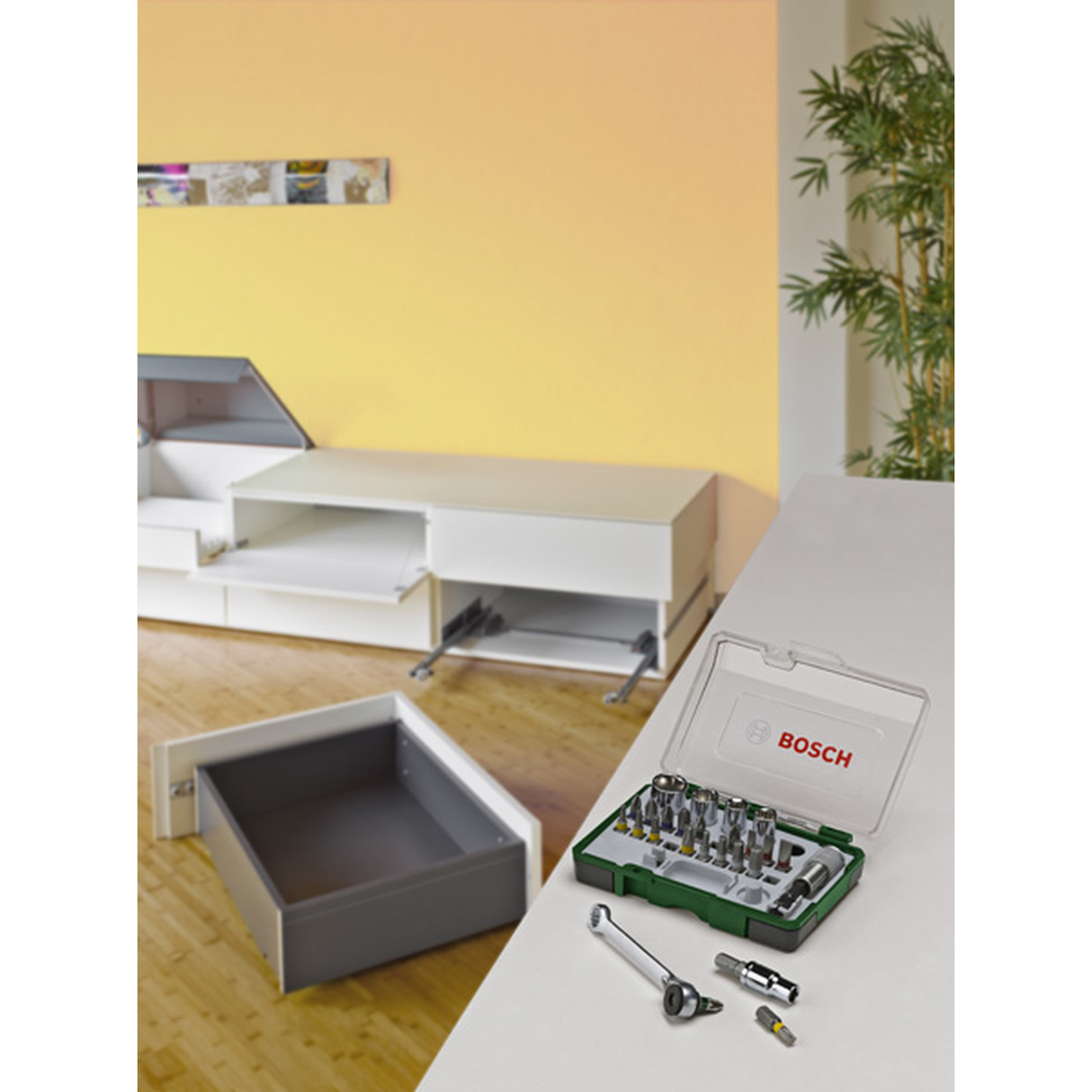 Bosch 27-Piece Screwdriving Set with Mini Ratchet (Includes various bits and a compact ratchet for versatile use)