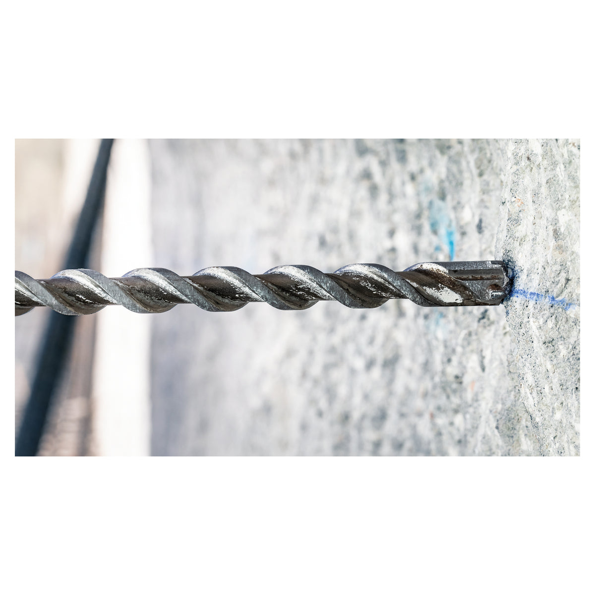 Bosch SDS max-4 Hammer Drill Bit (32x400/520mm, For concrete and masonry, 4-cutter head)
