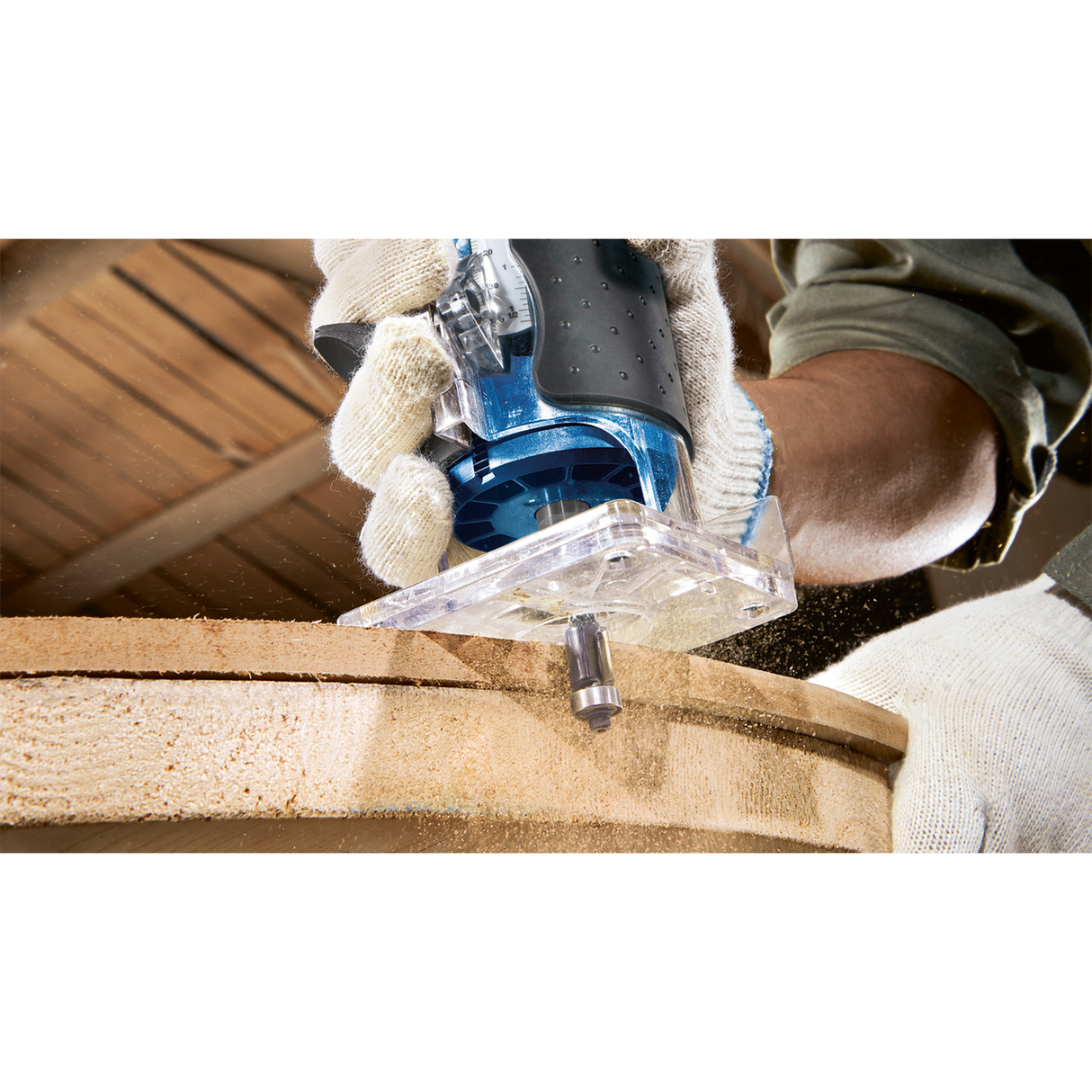 Bosch Professional Palm Router GKF 550 (550W motor, Compact and ergonomic for comfortable edge routing)