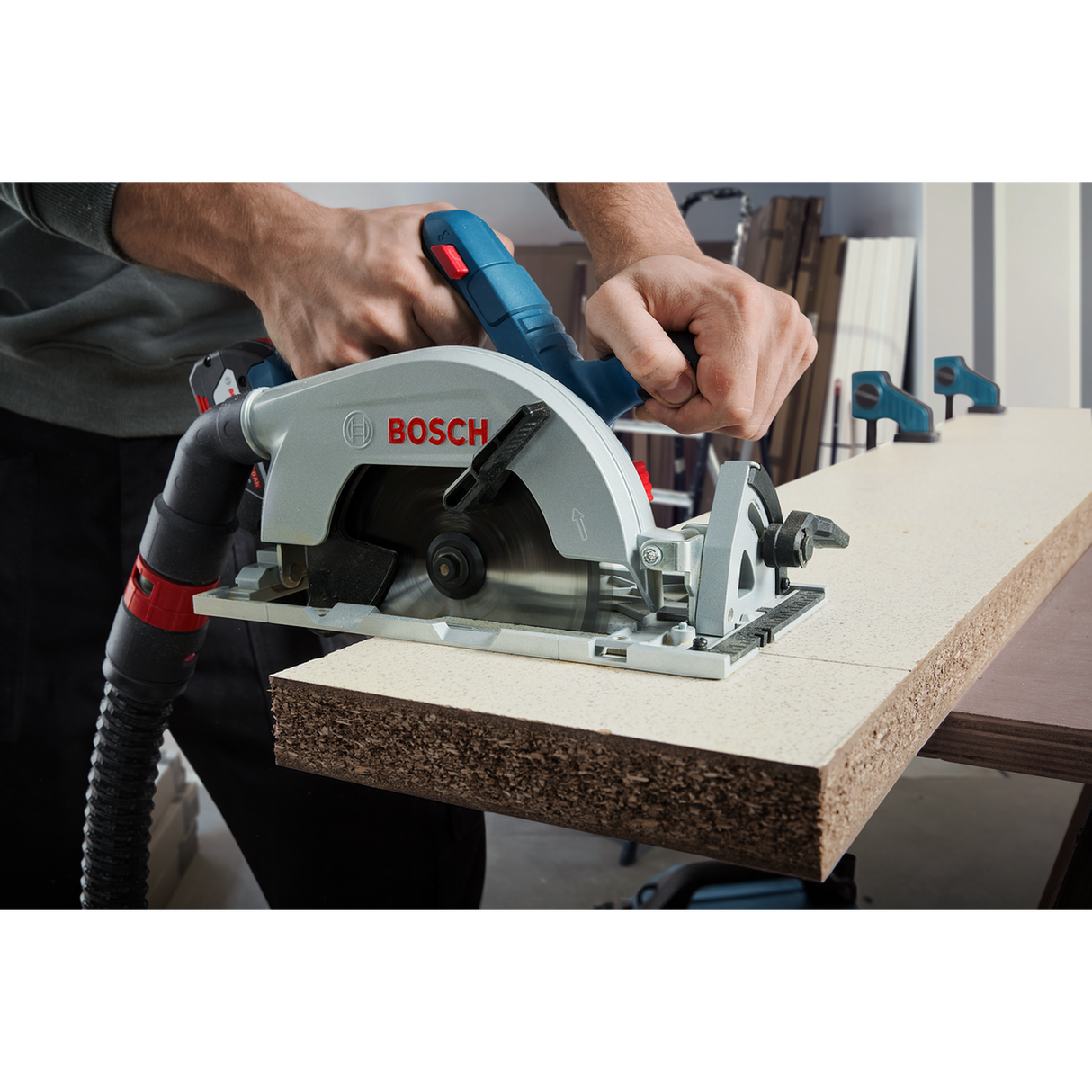 Bosch Professional Cordless Circular Saw GKS 185-LI (18V System, Powerful motor, without battery/ charger, Carton)