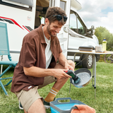 Bosch Cordless Universal Brush (for cleaning various surfaces, water-resistant design, compact and ergonomic, powerful motor), incl. various brush and pad attachments.