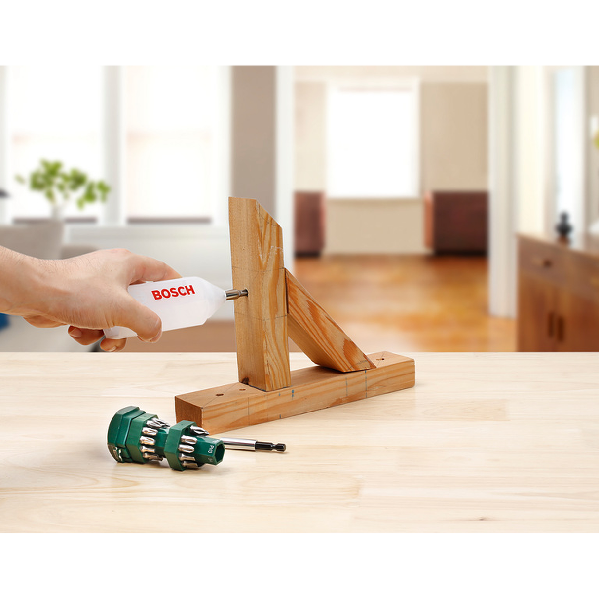 Bosch "Lipstick" Screwdriver Bit Set (25-piece, Compact and organized set of various screwdriver bits)