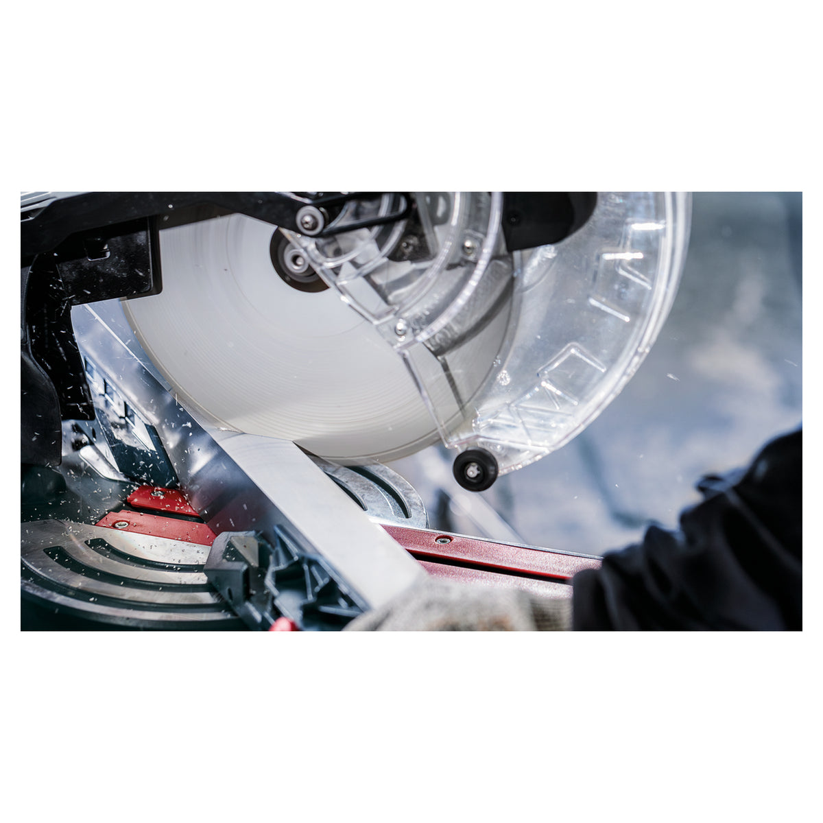 Bosch Circular Saw Blade Multi-Material (B, 300x30mm, 96 teeth, For various materials including wood, metal, plastic)
