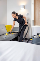 Karcher 1.100-132.0 – Puzzi 10/1 Professional Carpet & Upholstery Cleaner, 10 L