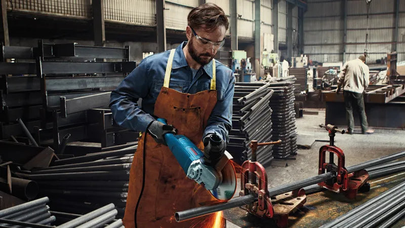 BOSCH PRO GWS 2200 Angle Grinder