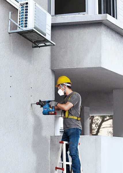 BOSCH PRO GBH 187-LI Cordless Rotary Hammer, 2x5.0 Ah, GAL 1880, case